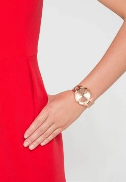 Michael Kors SLIM RUNWAY Montre Rosegold Coloured Femme 5 Michael Kors SLIM RUNWAY Montre Rosegold Coloured Femme -Michael Kors Soldes Boutique 040cbc19c77749478c94022dc3dd0885