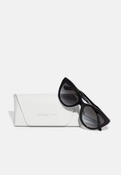 Michael Kors MAKENA Lunettes De Soleil Black Femme -Michael Kors Soldes Boutique 0539051b17f24242a7151f452ad6b418