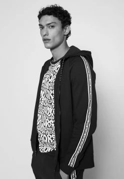 Michael Kors BLOCKED LOGO Pantalon De Survêtement Midnight Homme -Michael Kors Soldes Boutique 09c6abde628348c8893ada491c3b69b6