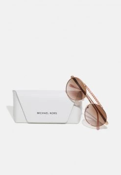Michael Kors Femme MILOS Lunettes De Soleil Rose Gold Coloured 8 Michael Kors Femme MILOS Lunettes De Soleil Rose Gold Coloured -Michael Kors Soldes Boutique 0b9ad0560bd04d9f831a1b0aecda4ad1