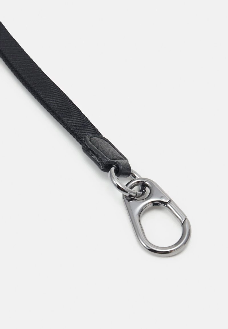 Michael Kors LANYARD ZIP CASE UNISEX Portefeuille Black/crimson 4 Michael Kors LANYARD ZIP CASE UNISEX Portefeuille Black/crimson – Image 4