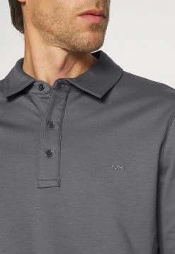 Michael Kors SLEEK Polo Grey Homme 11 Michael Kors SLEEK Polo Grey Homme -Michael Kors Soldes Boutique 2aae48cf334640a4bccb477ccc35e9d9