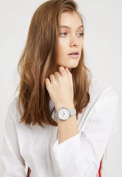 Michael Kors PYPER Montre Grau Femme
