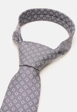 Michael Kors Homme LOGO SQUARE Cravate Grey -Michael Kors Soldes Boutique 4e6348917537400a97a0c8ad0032b64c