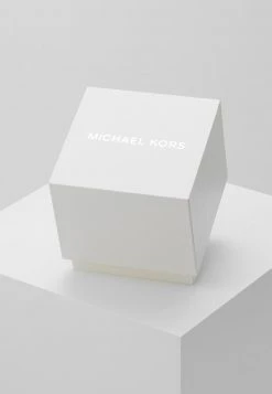 Michael Kors Femme DARCI Montre Silver Coloured -Michael Kors Soldes Boutique 5612e763c59b483882ab38ced2e343b2