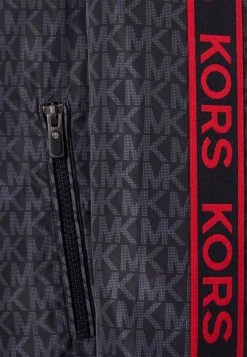 Michael Kors GO BASEBALL Blouson Bomber Black Homme 5 Michael Kors GO BASEBALL Blouson Bomber Black Homme -Michael Kors Soldes Boutique 91a3ccf308ed46d79d3c542683dbb0b4