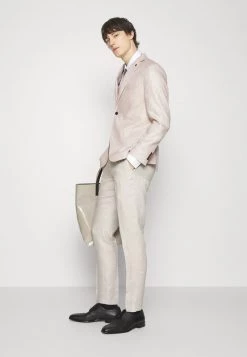 Michael Kors Homme SUIT Costume Khaki 18 Michael Kors Homme SUIT Costume Khaki -Michael Kors Soldes Boutique 93013b51d0974b9e8dbde259388a24fd