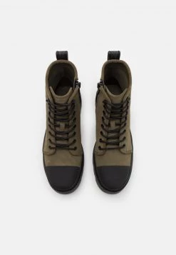 Michael Kors COLIN Bottines à Lacets Olive Homme -Michael Kors Soldes Boutique 95403c282a3a46db97931466def2677a