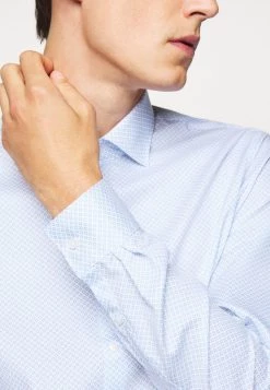 Michael Kors Homme PRINTED EASY CARE SLIM FIT Chemise Classique Light Blue -Michael Kors Soldes Boutique a4b3cf97806a43c3839c55d473509803