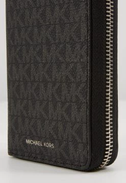 Michael Kors GREYSON TECH ZIP AROUND Portefeuille Black Unisex -Michael Kors Soldes Boutique a9c159075f484b5cb931abbf39012961