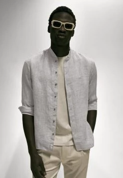 Michael Kors STANDUP SLIM Chemise Taupe Homme -Michael Kors Soldes Boutique c78f162cff32421e9e933dee47c5b1a9