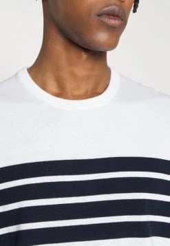 Michael Kors Homme STRIPE SHORT CREW T Shirt Basique Midnight 11 Michael Kors Homme STRIPE SHORT CREW T Shirt Basique Midnight -Michael Kors Soldes Boutique d547241f538a48148bf9eec6735e670e