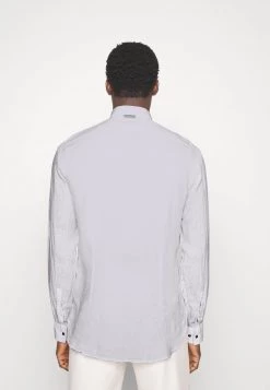 Michael Kors Chemise White Homme 9 Michael Kors Chemise White Homme -Michael Kors Soldes Boutique d5fd622cb37f4d66ad63db16880949fe