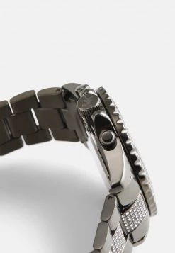 Michael Kors Femme EVEREST Montre à Aiguilles Gunmetal -Michael Kors Soldes Boutique e61c6fa26de34af2a00acbe1e73f5ee3