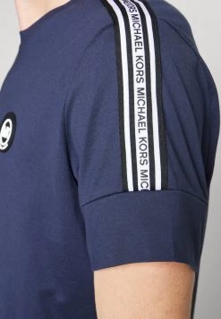 Michael Kors NEW EVERGREEN LOGO TEE T Shirt Imprimé Midnight Homme -Michael Kors Soldes Boutique e67de25c39ea484889874eb2f7c10f7d