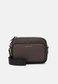 Michael Kors TRAVEL XBODY UNISEX Sac Bandoulière Brown/black