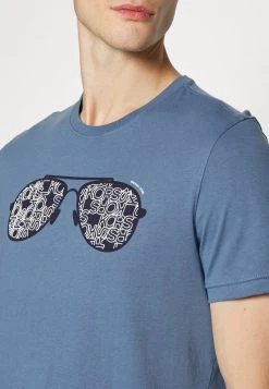 Michael Kors Homme LOGO AVIATOR TEE T Shirt Imprimé Chambray 9 Michael Kors Homme LOGO AVIATOR TEE T Shirt Imprimé Chambray -Michael Kors Soldes Boutique ec5d6b4118344961ba45ab343d4b92eb
